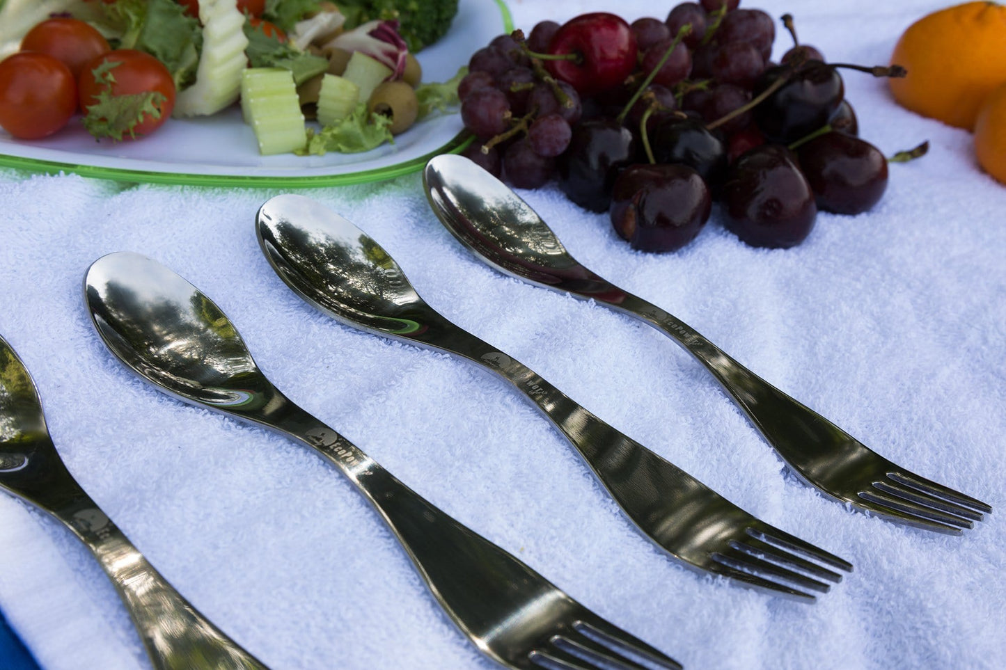 The sporks set can be found in 1 or 2 units per set. light weight  and easy to wash, can be  used in your dishwasher. it is made of strong and polished stainless steel.